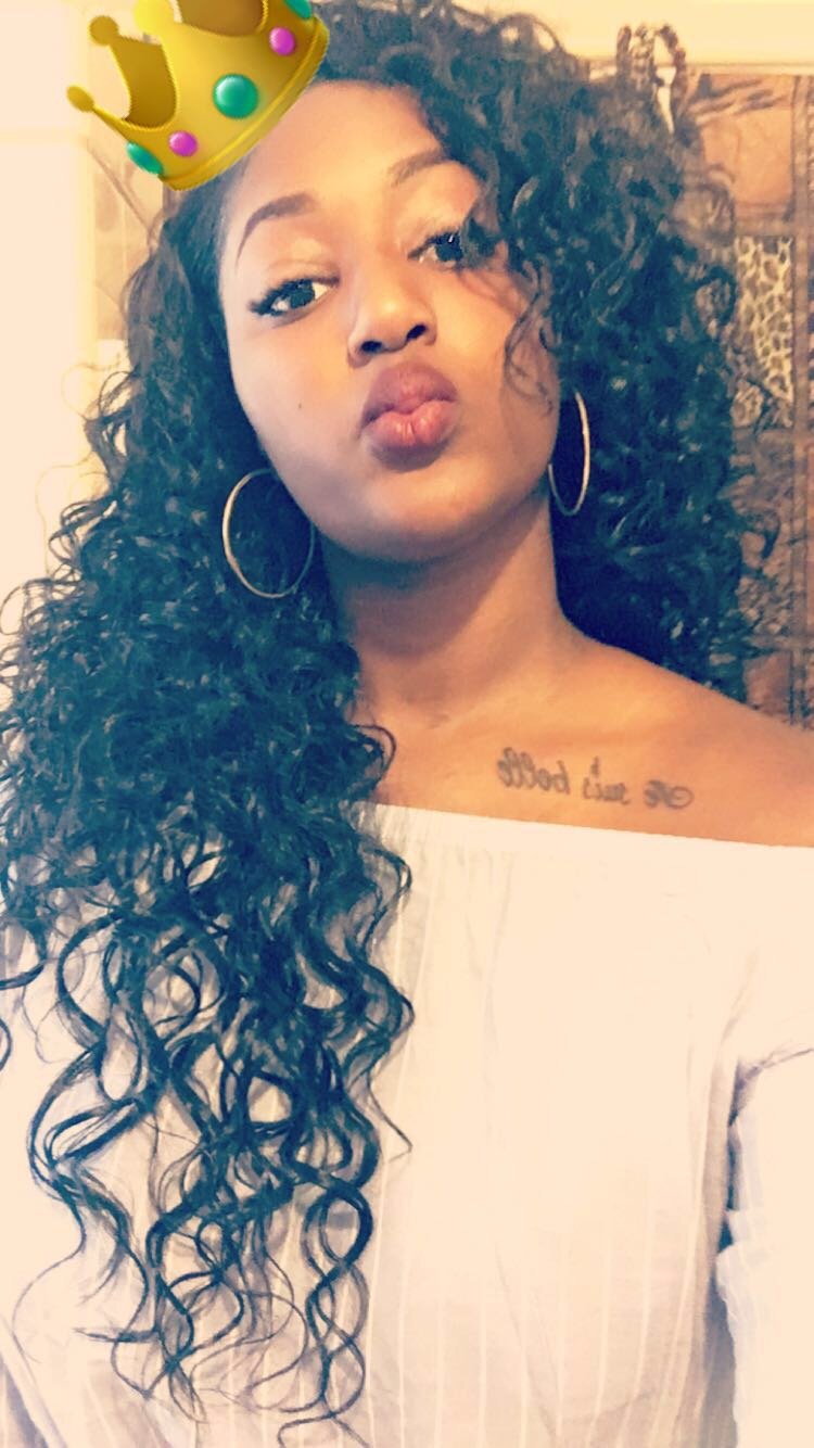 Yeah_WeKissed's profile picture. Extraordinary