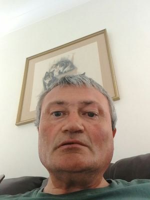 RobinEdwardStu1's profile picture. Lover of Old school house & Films. All opinions are my own.😎.