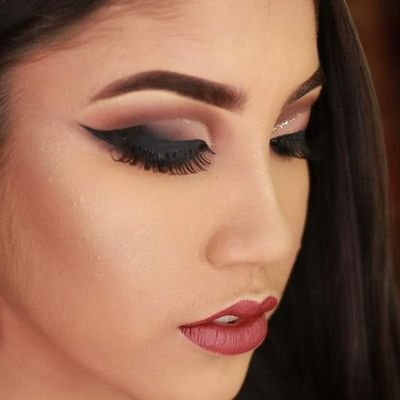 anahi_mayleen's profile picture. Instagram: anahi_maylen