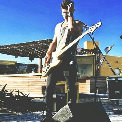 nayarzaloxforev's profile picture. GG💕 NN💞 RN😍 los amoo
Flor m mi queen 👑
Vamos rojo! 
Bruzalo🙌
Biancaio 💏
Occhiavigna 💛 
2017 mi año 👍
27/02/17 mellis