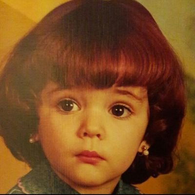 Aristandro's profile picture. Soy valenciana y española. Valencianista. Fallera. Monárquica, de derechas y católica. Orgullosa y con carácter. Si sigues leyendo, no digas que no avisé.