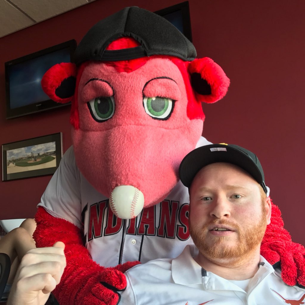 HoosierAsbury's profile picture. VP of Ops @winterwoodmtg, #BeisbólEnthusiast, #MacOverPC