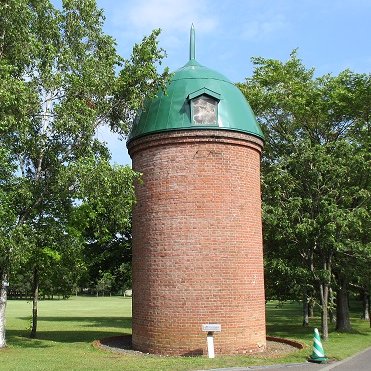 北海道立図書館の公式アカウントです。イベントや展示、ホームページの更新情報などをつぶやきます。ご意見・お問合せは、ホームページに掲載されている問合せ先までお願いいたします。リプライはいたしませんのでご了承ください。