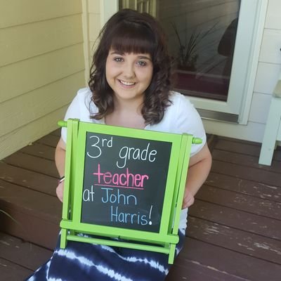 kelseybellmoser's profile picture. Daughter of the one true King. 3rd grade teacher.