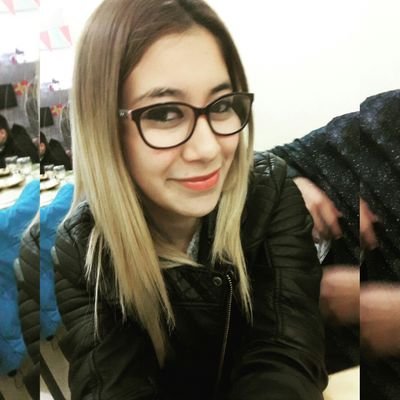 carlii_romero's profile picture. 