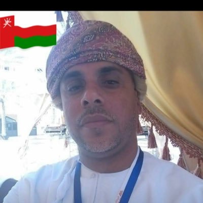 من يتجرأ ينتصر- شاعر وكاتب