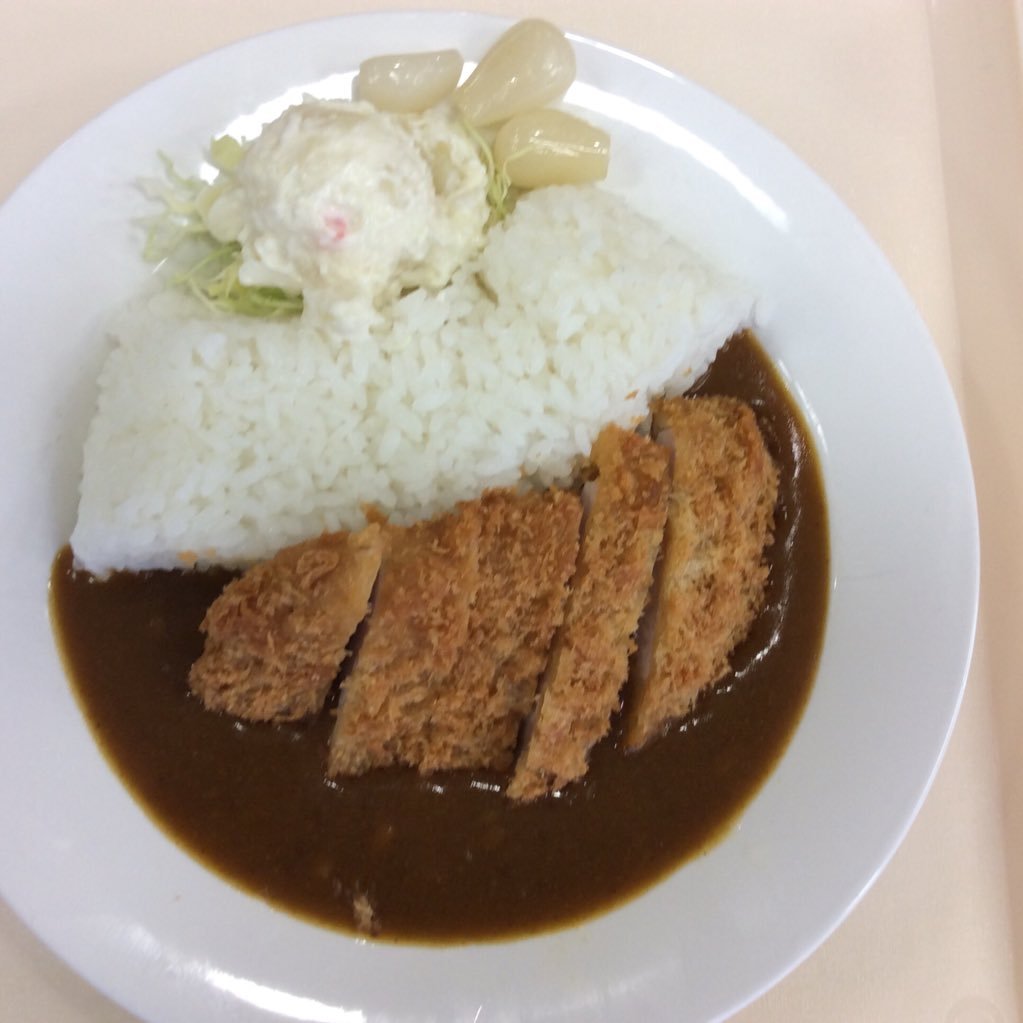 kurobedamcurry's profile picture. 真面目に働くことを心掛けている、おっさんです。趣味は映画鑑賞、クラシック音楽鑑賞。錦糸町のホールが好きです。シングルモルト党。