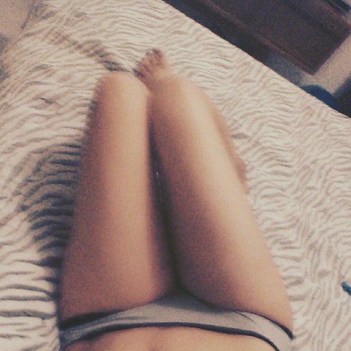 Amatista420's profile picture. Nicotina, cafeína y sexo. 👽
Nueva cuenta.