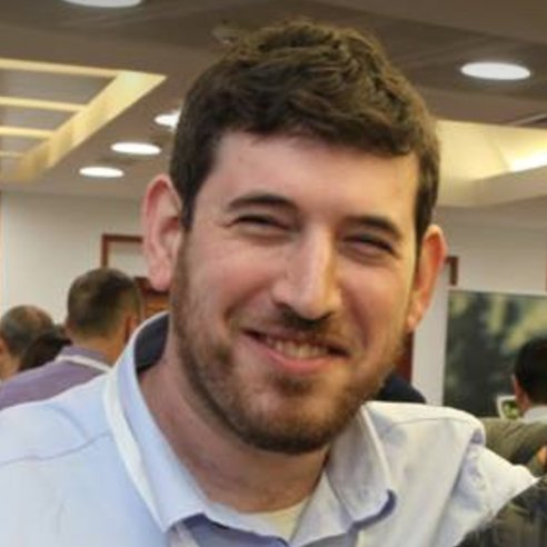 mozesr's profile picture. Data