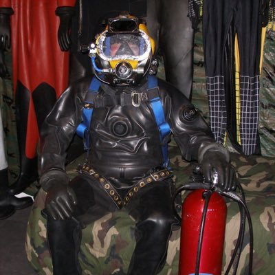 Programmed rubberdrone diver unit #D2216