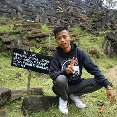 AloyTea6's profile picture. wiraswasta