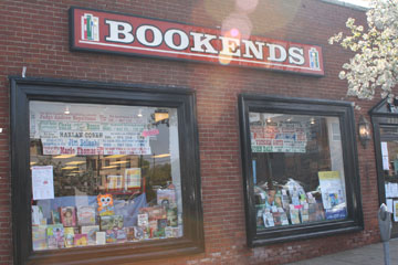 Legendary bookstore frequented by celebrities, sports and political authors.We sell autographed books!We accept phone orders 201-445-0726 if you cannot attend.