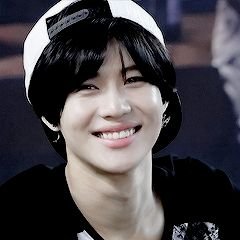 Lee taemin: I think everybody in this world deserves to be loved
