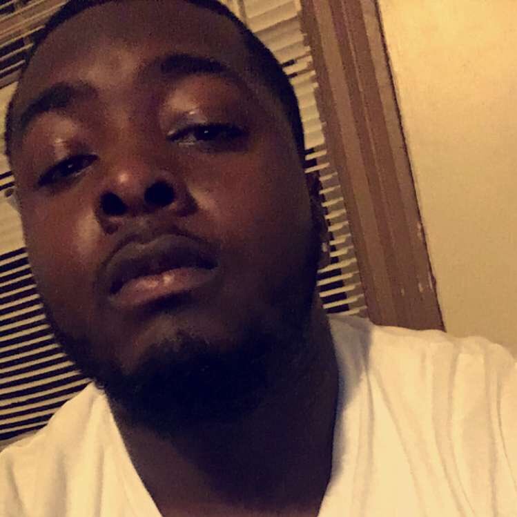 MaverickIsland's profile picture. d(-_-)b...