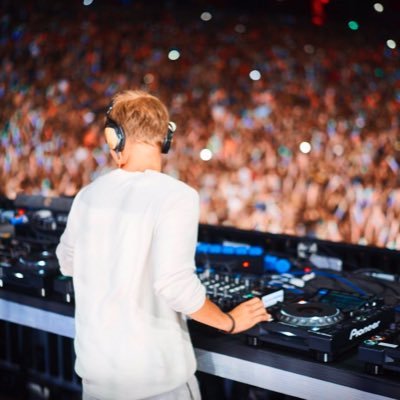 ADlVhX7OHX3WPmZ's profile picture. 大学3年生/イベント団体shine/イベントに興味ある方、一緒にイベントをしたい方、是非DMください。