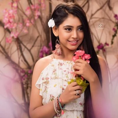 Aishu68064965's profile picture. 