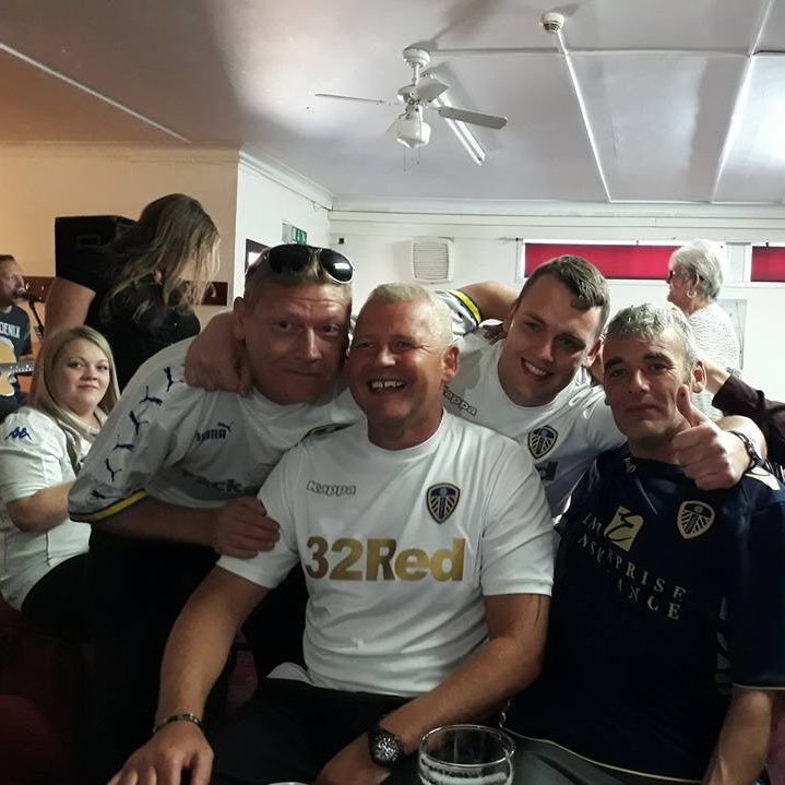 ALAW MOT... add me all leeds fans will follow all back 💙💛 😊