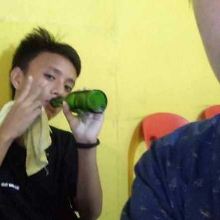 VinceShawarma's profile picture. Ple ET SLEP