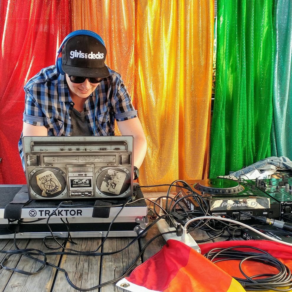 djapplebaum's profile picture. DJ Applebaum. Number cruncher, hiker, mountain lover. A loveable dork. I spin some hip-hop on the side. Part of the Girls on Decks crew