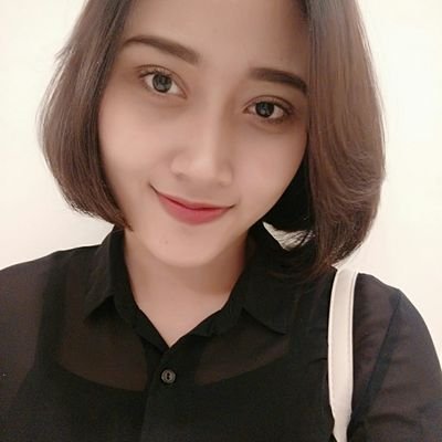 fitriy26's profile picture. hanya seoraang gaadis. belum pantas disebut perempuan apalagi wanita 
👉Wahyu Eka👈
👉ig: fitri_zi
👉path: zi fitri