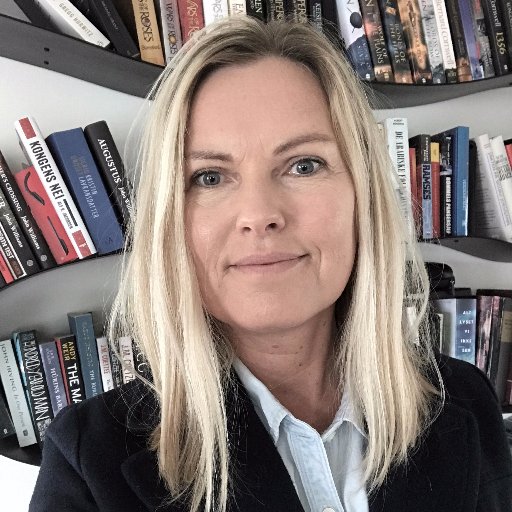 mallyjohnsen's profile picture. Lærer | Norsk | Design/Arkitektur | IT | Samfunnskunnskap #MIEExpert #Creativity 📎