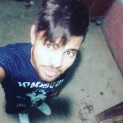 OMvizhrCcII4Bzm's profile picture. 