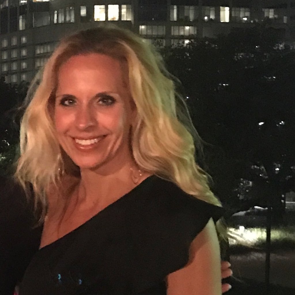 bethrocksnruns's profile picture. Math teacher and single mom of two great teens; Mothers Against Greg Abbott member; Texas Aggie, cat lover👍