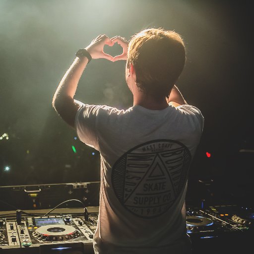 EDMANIAfestival's profile picture. Festival elektronickej tanečnej hudby pripravovaný so srdcom ❤️ #festivalsosrdcom #edmania