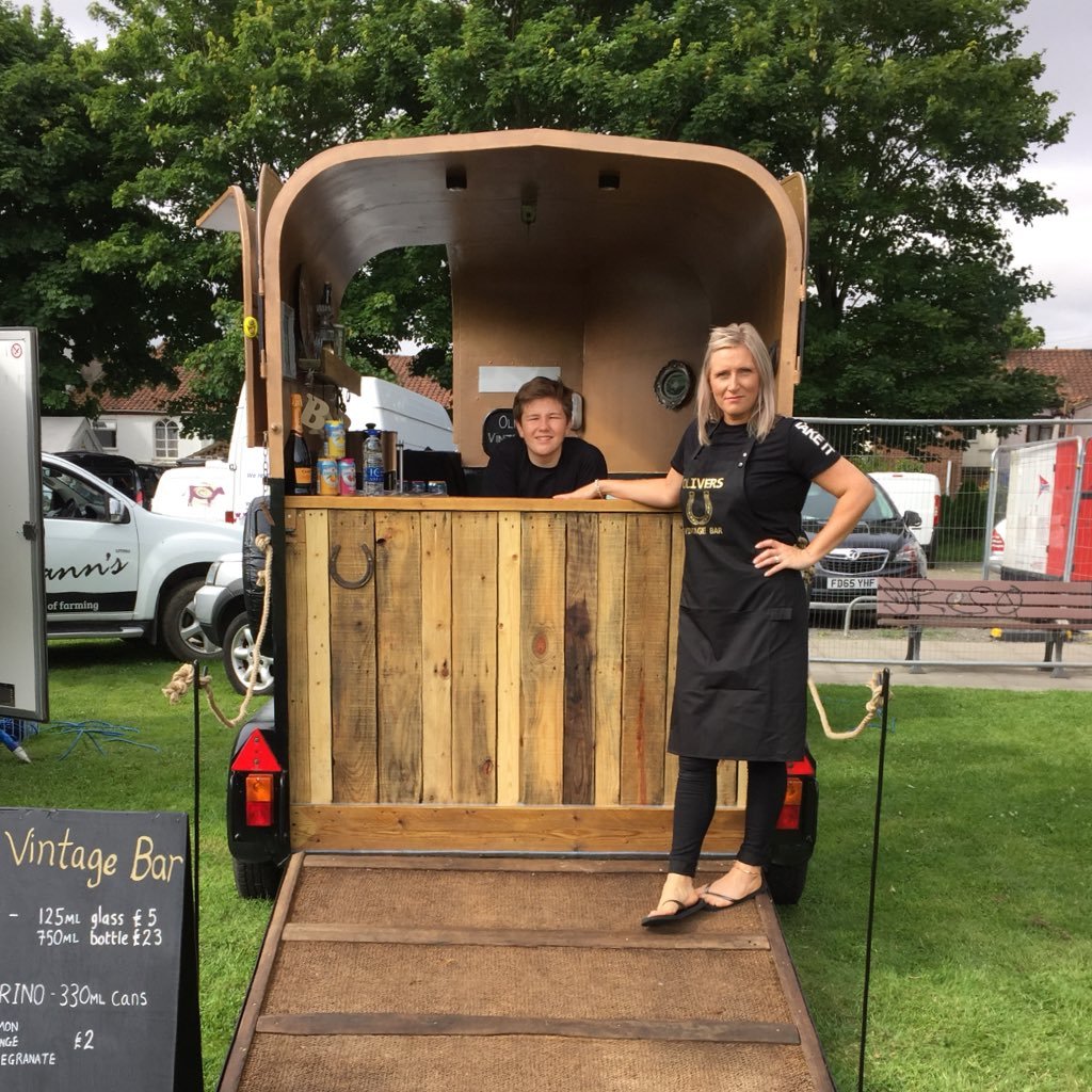 Horsebox_bar's profile picture. A Vintage Style Converted Horse Box Bar. Serving : Prosecco, Wine, Beer & Soft Drinks to Weddings-Festivals-Events-Parties