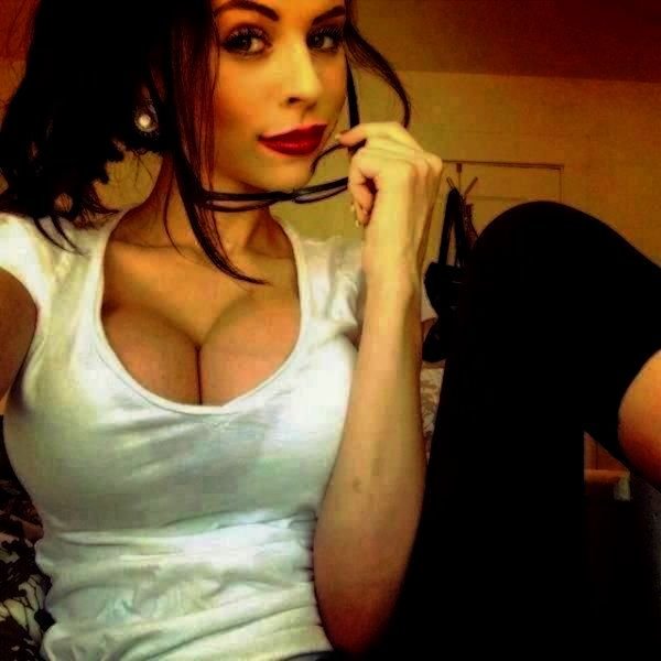 Kimberl20542652's profile picture. 