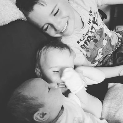 Reb3ccaJ3we1l's profile picture. 