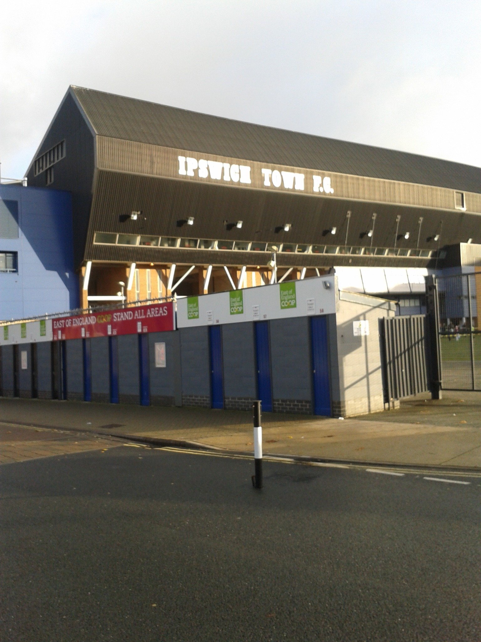 husband,dad,chef who is passionate about food and supporter of the super blues ipswich