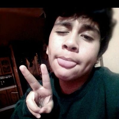 Hi :)
Tengo 14, amo instagram: _.pandaklioxd._
Amo la musica el tipo de musica que escucho es: Metal, DeathCore, PopRock pero solo a Panic y eso :v
Siganme :)