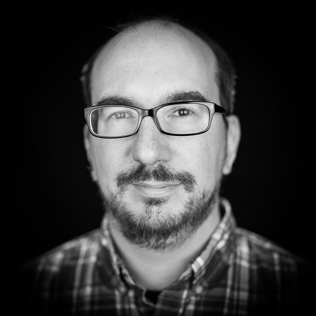 GuiColomb's profile picture. 🇫🇷🤝🇺🇸 Narrative Director Cross-media @StudioEllipsis/FunPlus #CRADLEOFTHEGODS #AITD🧯 #HALO5😈 #DESTINY2🔥 #SHADOWKEEP🧊 #WITCHQUEEN👁 LIGHTFALL💡