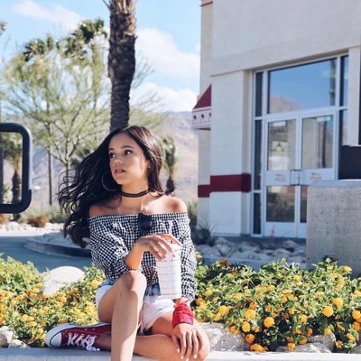 jennaortega deskgram jennaortega deskgram