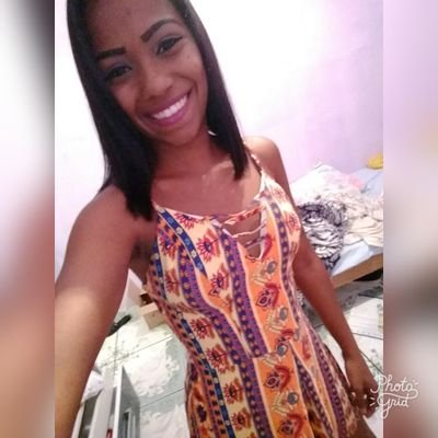 , Ela é o barco mais bolado que aportou no seu cais, as outras falam, falam, ela chega e faz 🎶💋❤😙