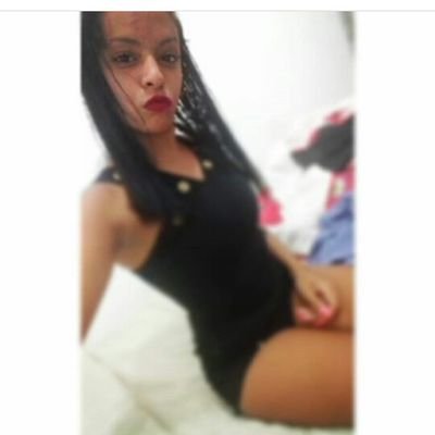 renatinha_siosi's profile picture. Vascaína  , ⬛⬜  Geminiano 🚺🚺⚓
   Casada , 💛👫 💍  Novinha De 14 , 💅👧