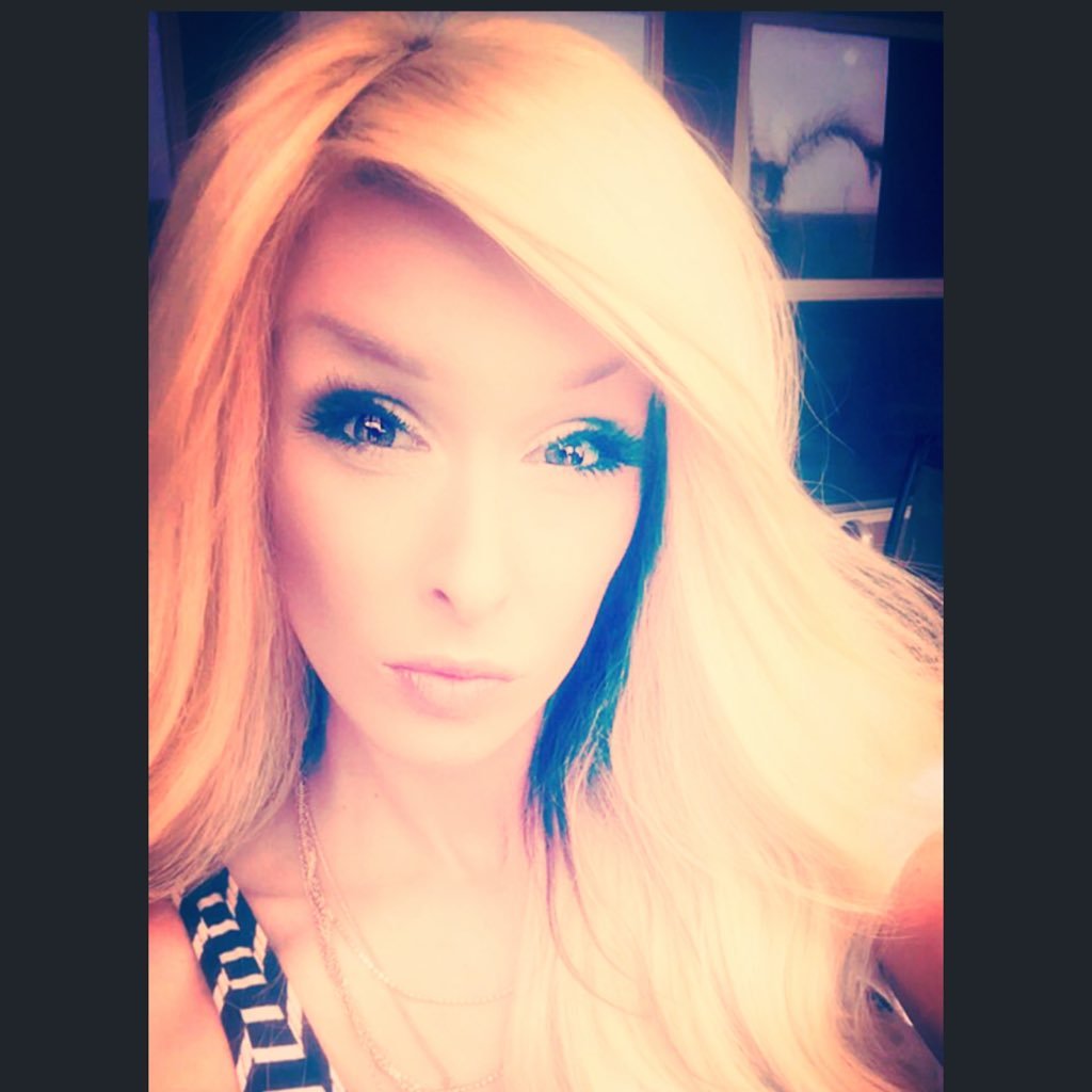 ChrissaHawks88's profile picture. ⚜️💕💗💕✝️💕💗💕⚜️I