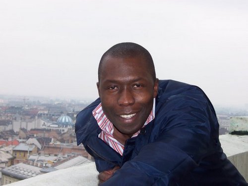 FranckOKra's profile picture. Based in Madrid from Côte d'Ivoire, The Editor in Chief of the International and Panafrican Magazine in Spanish, English & French