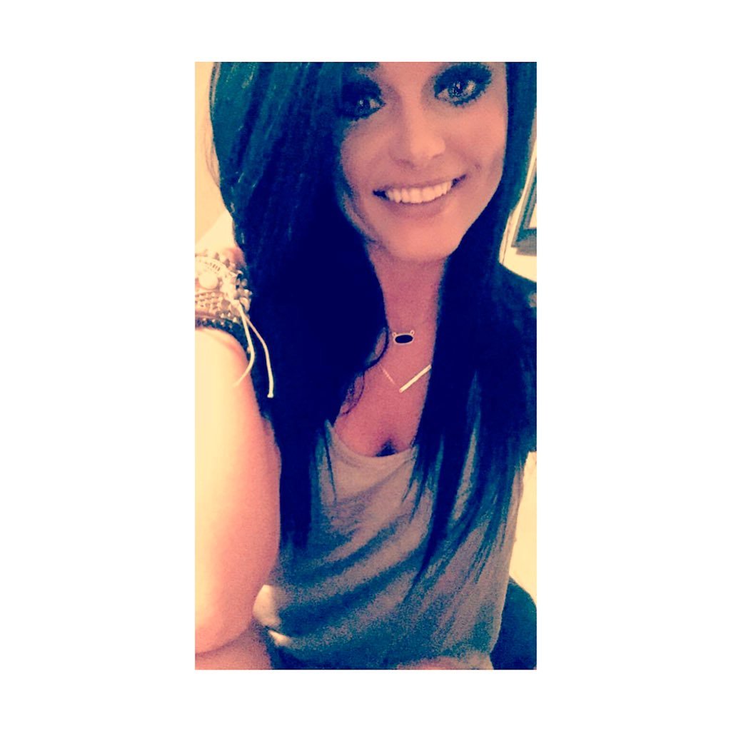 mommy of kayleigh corbin & carter & kolby . 💕