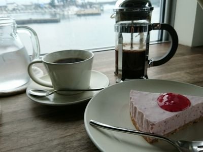 kirissyi_Foooo's profile picture. お取引専用垢。成人済。都内や埼玉での手渡しか郵送でのお取引希望です。夜勤固定の仕事をしている為お返事は深夜〜明け方になります。誠実で丁寧なお取引を心掛けております。