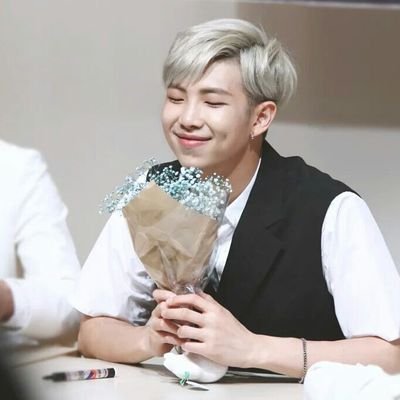 FcV1UwWsvNS0bqd's profile picture. 