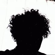 CAFE_TAKAHASHI's profile picture. 某美大で「写真論」と「デザイン論」「映像論」。理論系なので、実技なし。どんな作品を作っているの、と聞かれ、ときどき困っています。ただ、写真に関しては年に一度くらいのペースで発表。現在写真論を執筆中。バンドでは作詞作曲司会進行雑用などしています。カメラ散歩＋Ovation Guitar + ラブ。