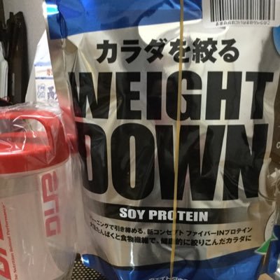 inkprotein's profile picture. イカとボディメイクとプロテインが好きなヒトモドキ。デュアルスイーパー好きなA帯。筋トレもたまにするよ。夏にダンスラッシュはじめました。早いランニングマンはいつできるのか。