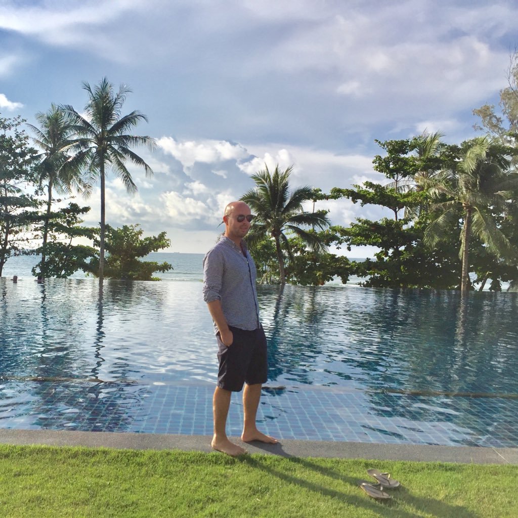 International school teacher (Psychology , English, EAL) in sunny Phuket.