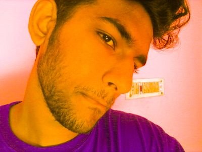 Who_FJohnny's profile picture. A Dreamer, a loser