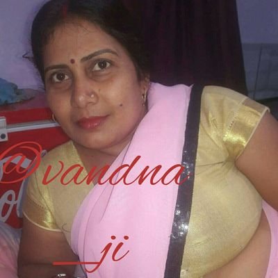 one and only official twiiter account of vandna. my bahbhi,s @hot_milf81