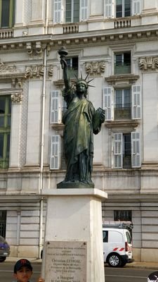 SamF06's profile picture. 