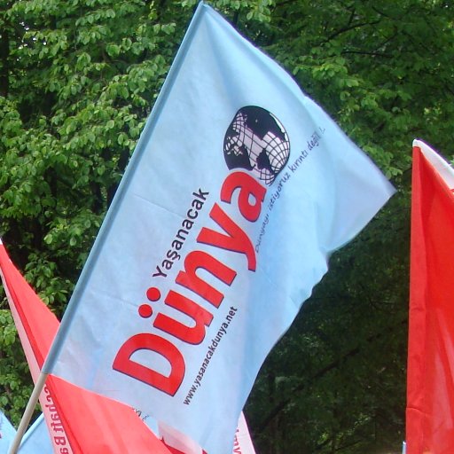 Ydiletisim's profile picture. Dünyayı istiyoruz, kırıntı değil..