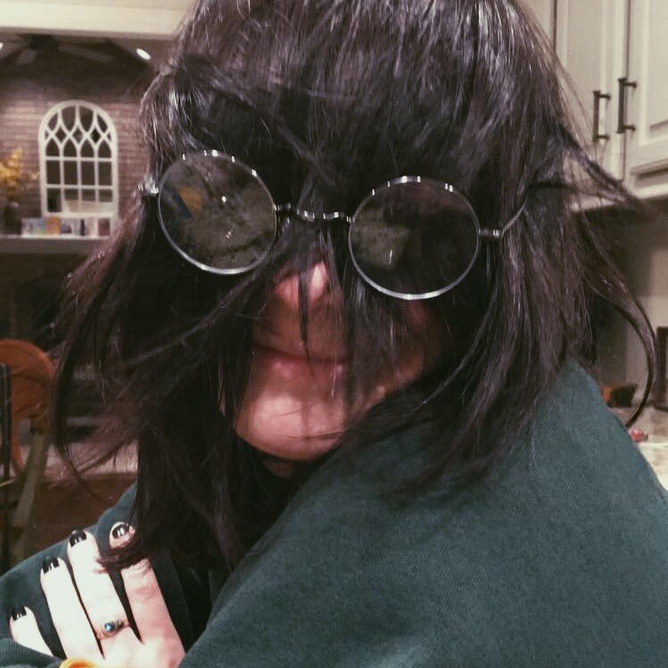 rrealhumanbean's profile picture. free your mind and your ass will follow